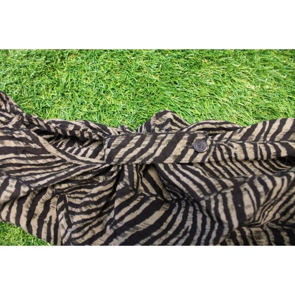 Michael Kors Shirt Womens 22W Blouse Button Up Stripes Animal Print - Picture 4 of 6